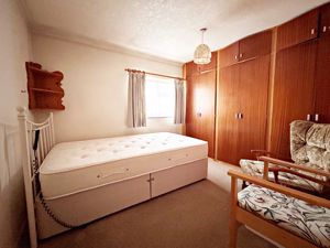 Bedroom- click for photo gallery
